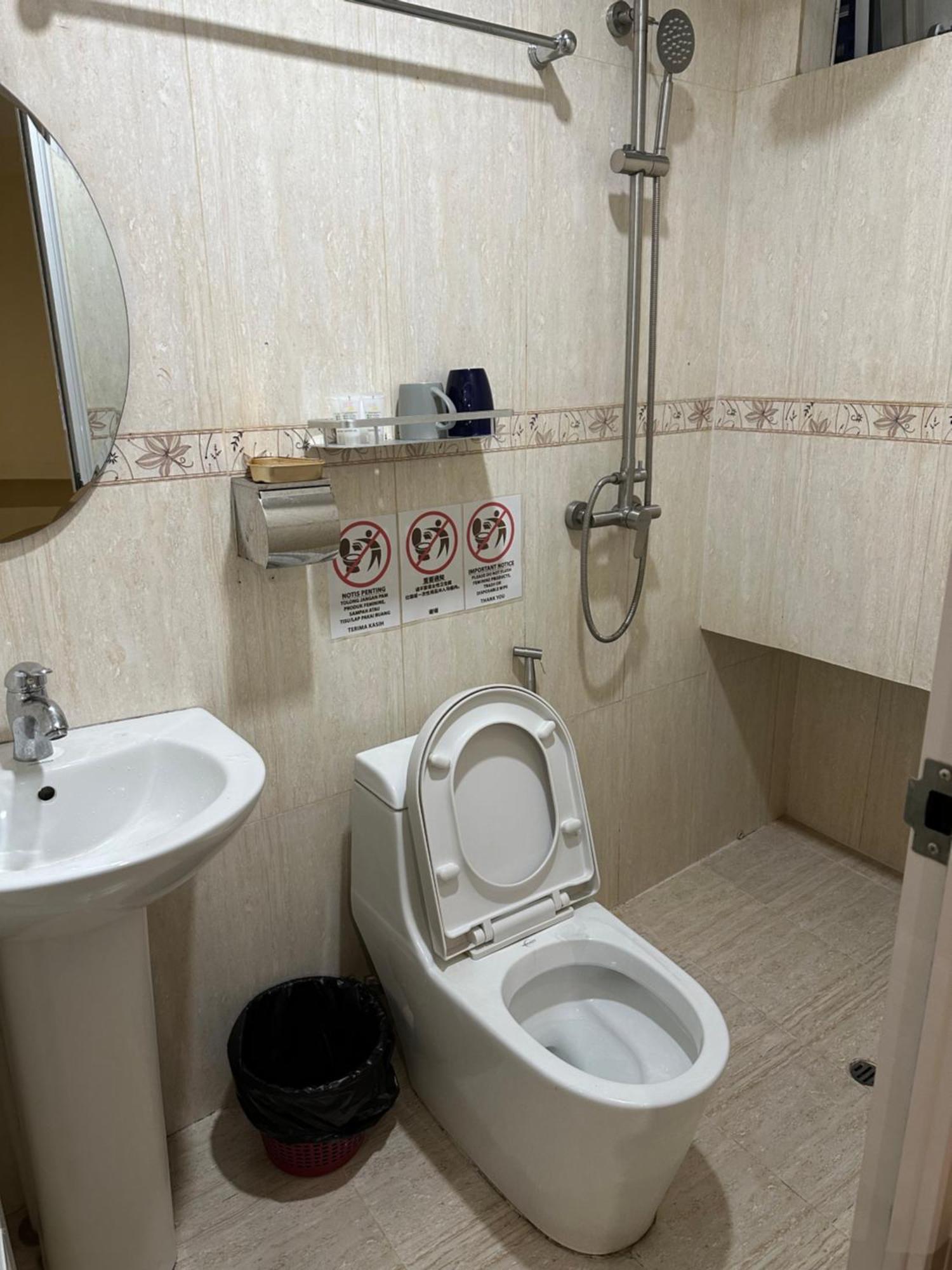 Hk Inn Hua Kiew Inn 米里 外观 照片